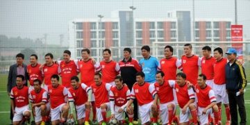 Sơn “công chúa” gắp bóng cầu vồng ghi bàn ở đội cựu Thể Công